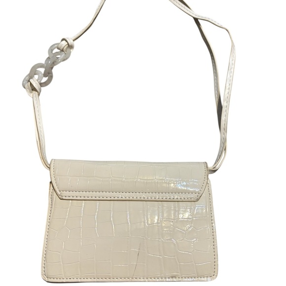 Jacquemus Le Riviera bag in white crocodile-embossed leather - Picture 4 of 7